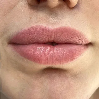 фото естественный перманентный макияж губ